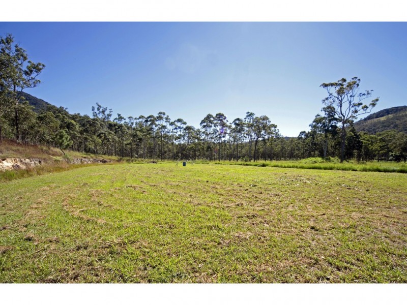 Carrington QLD 4883