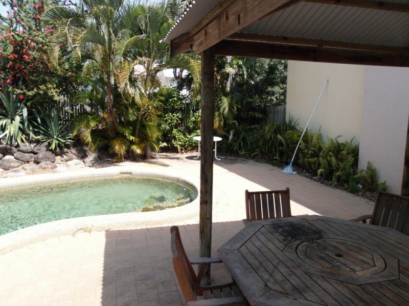 3/101 Moore Street, Trinity Beach QLD 4879