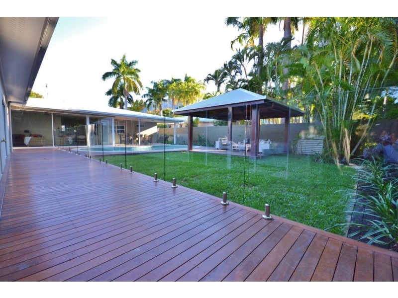 6 LAMBUS STREET, Palm Cove QLD 4879