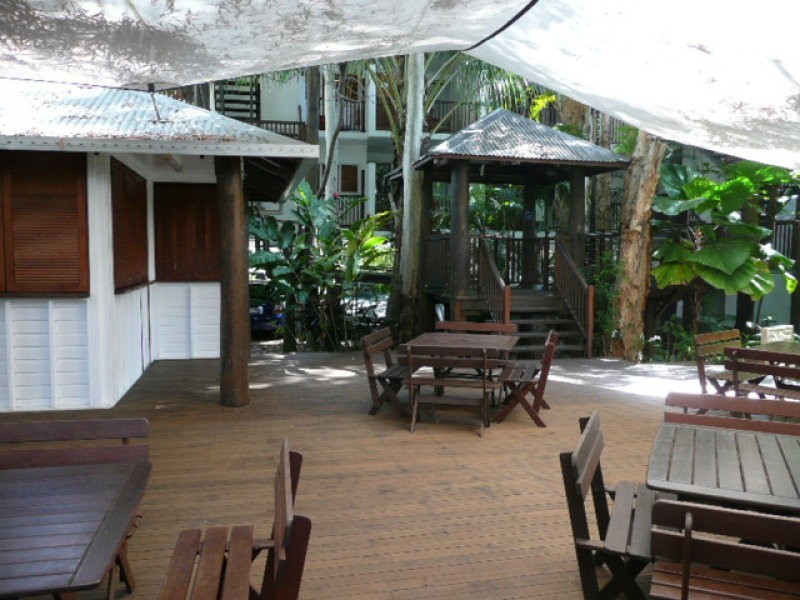 20/10 Harpa Street, Palm Cove QLD 4879