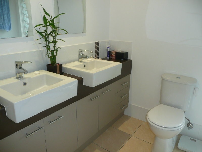 8 Talpa Close, Palm Cove QLD 4879