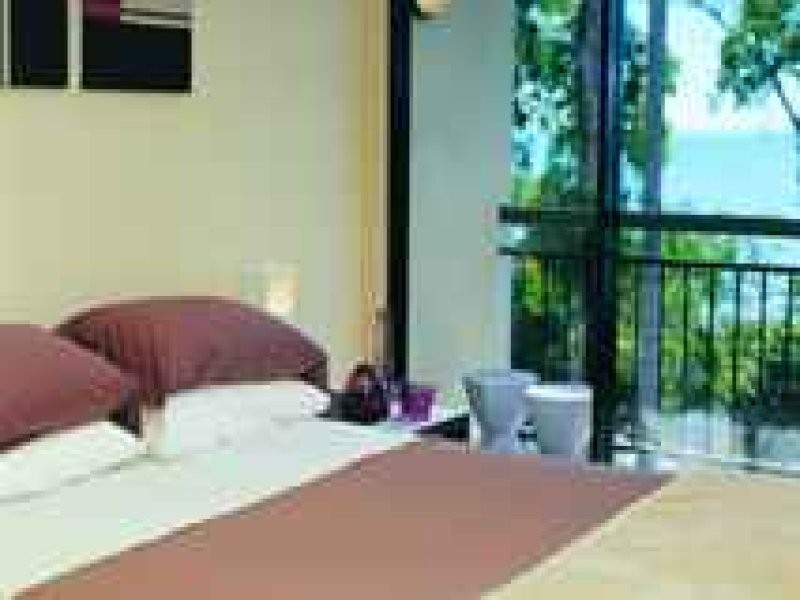 Clifton Beach QLD 4879