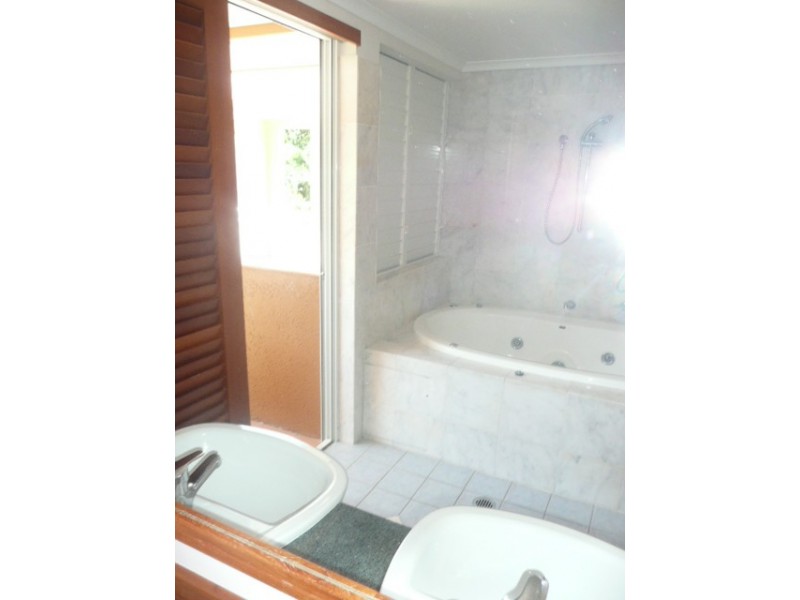 308/139 Williams Esplanade, Palm Cove QLD 4879