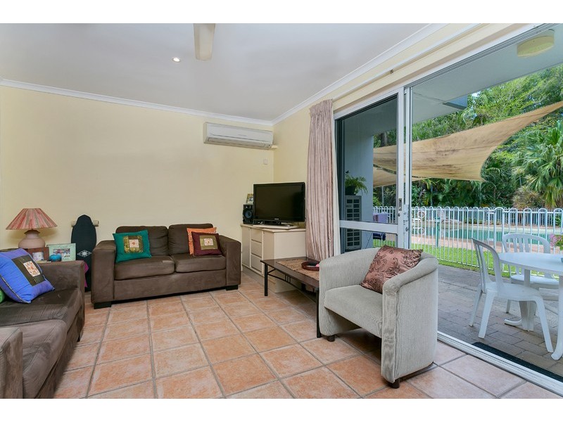 204 Coral Coast Drive, Palm Cove QLD 4879