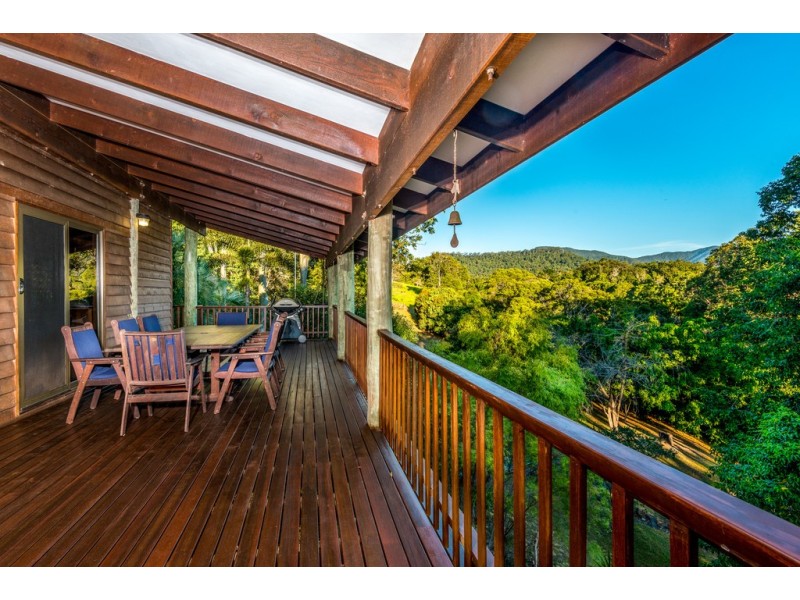 135 STONEY CREEK ROAD, Speewah QLD 4881