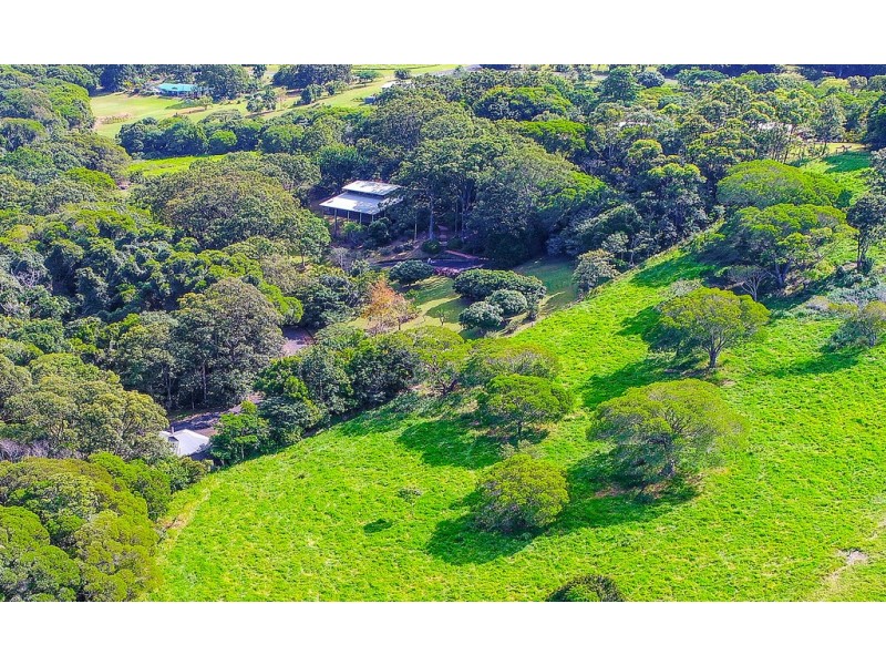 135 STONEY CREEK ROAD, Speewah QLD 4881