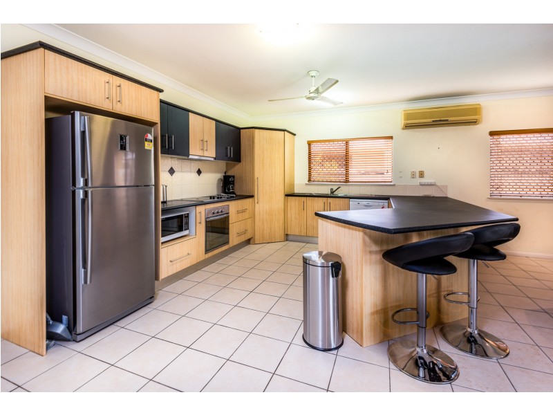 4 TEEWAH CLOSE, Kewarra Beach QLD 4879