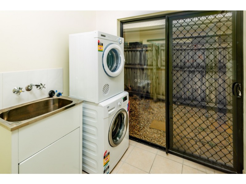 4 TEEWAH CLOSE, Kewarra Beach QLD 4879