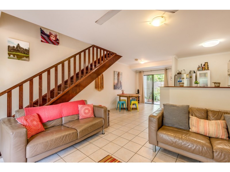 3/65 CEDAR ROAD, Palm Cove QLD 4879