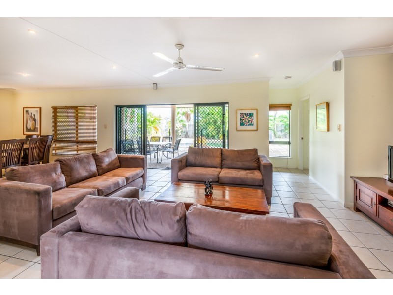 4 TEEWAH STREET, Kewarra Beach QLD 4879