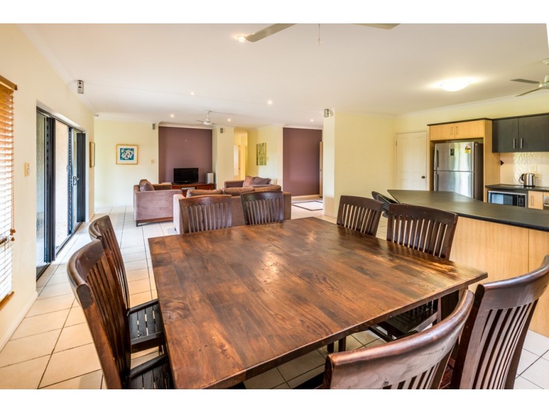 4 TEEWAH STREET, Kewarra Beach QLD 4879