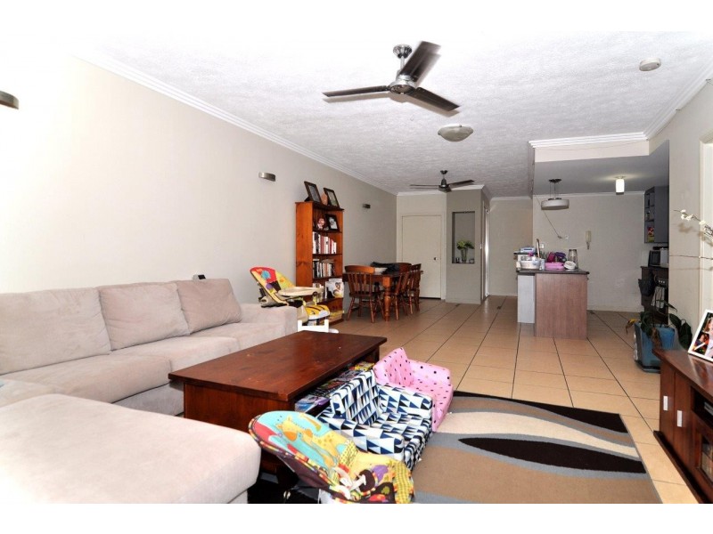 26/1804 CAPTAIN COOK HIGHWAY, Clifton Beach QLD 4879