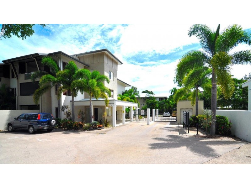 26/1804 CAPTAIN COOK HIGHWAY, Clifton Beach QLD 4879