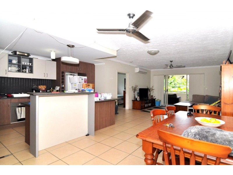 26/1804 CAPTAIN COOK HIGHWAY, Clifton Beach QLD 4879