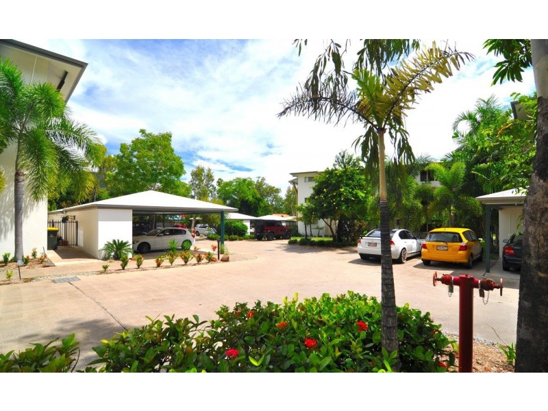 26/1804 CAPTAIN COOK HIGHWAY, Clifton Beach QLD 4879