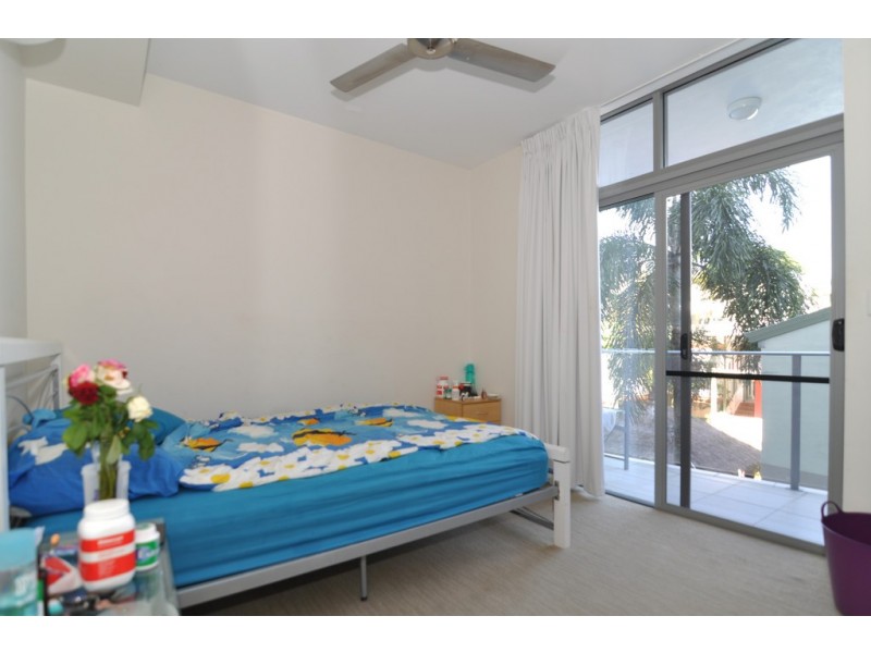 207 @ 174 Grafton Street, Cairns QLD 4870