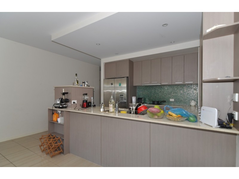 207 @ 174 Grafton Street, Cairns QLD 4870