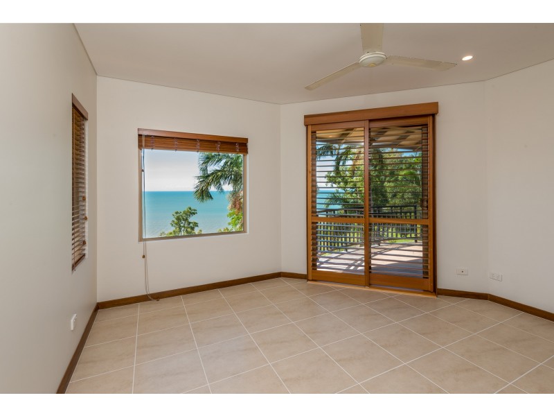 3/13 COLONEL CUMMINGS DRIVE, Palm Cove QLD 4879