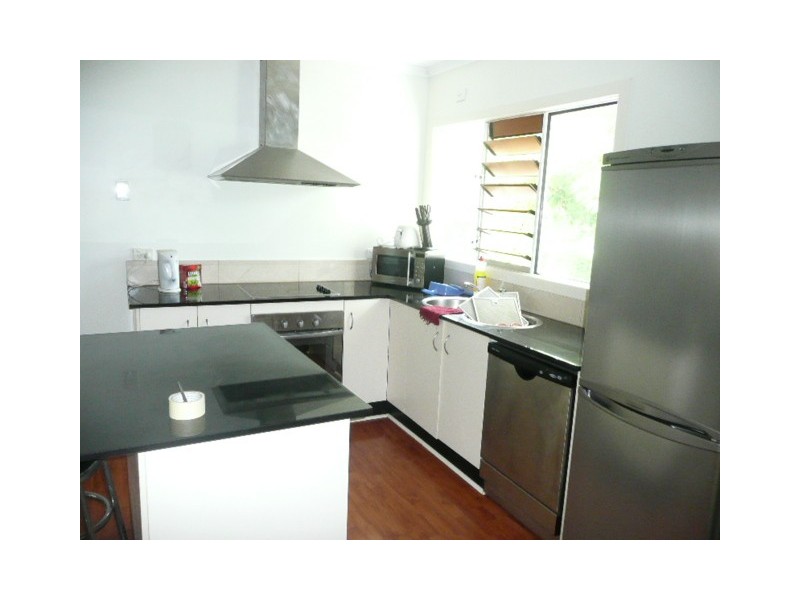 1/15 Amphora Street, Palm Cove QLD 4879