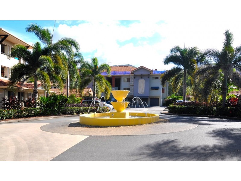 Clifton Beach QLD 4879