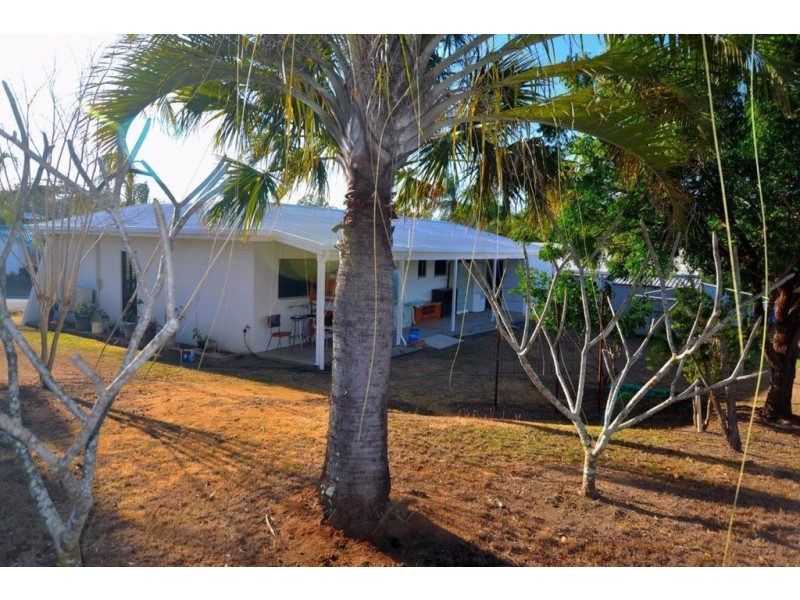 15 Palm Close, Mareeba QLD 4880