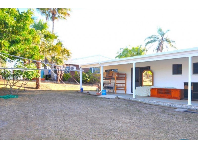 15 Palm Close, Mareeba QLD 4880