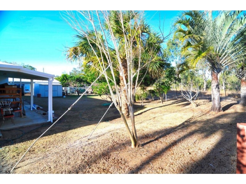 15 Palm Close, Mareeba QLD 4880