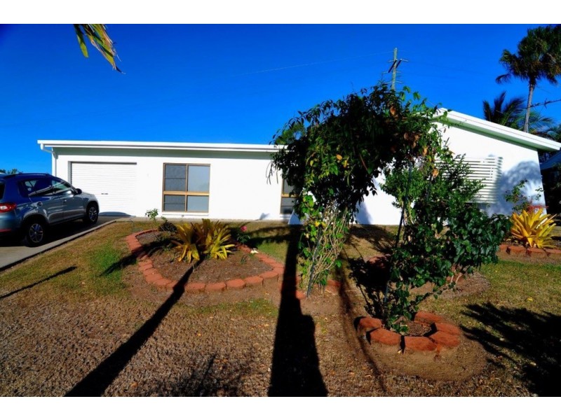 15 Palm Close, Mareeba QLD 4880