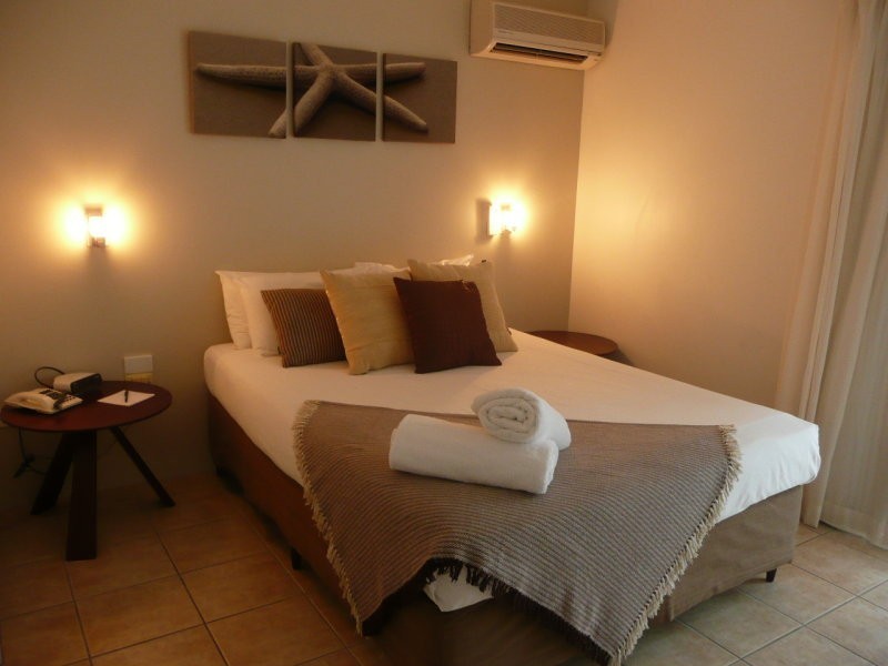 1 Tiger Cowrie, Palm Cove QLD 4879