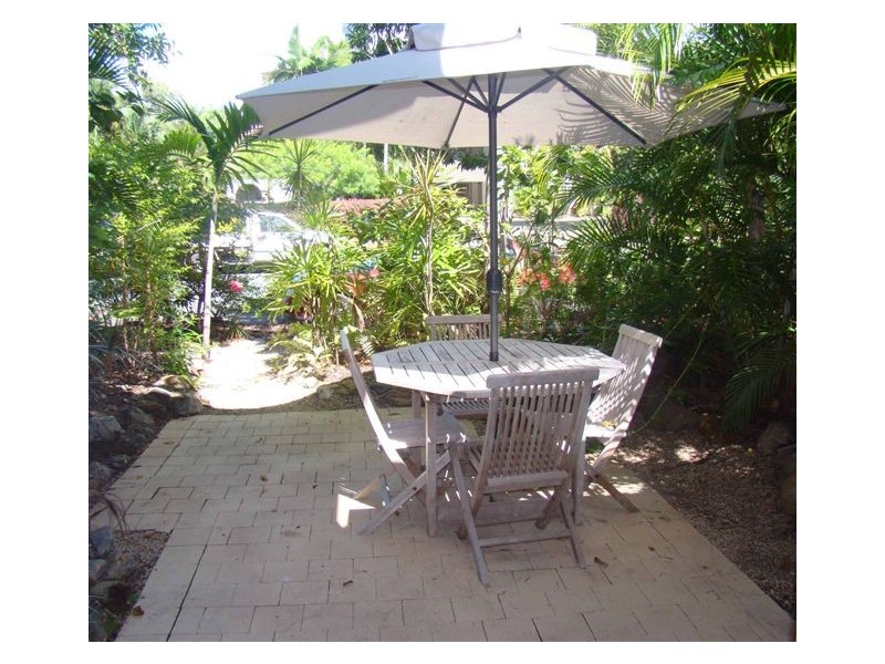 3/9-11 Amphora Street, Palm Cove QLD 4879