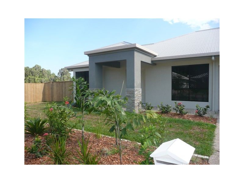 77 Roberts Drive, Trinity Beach QLD 4879