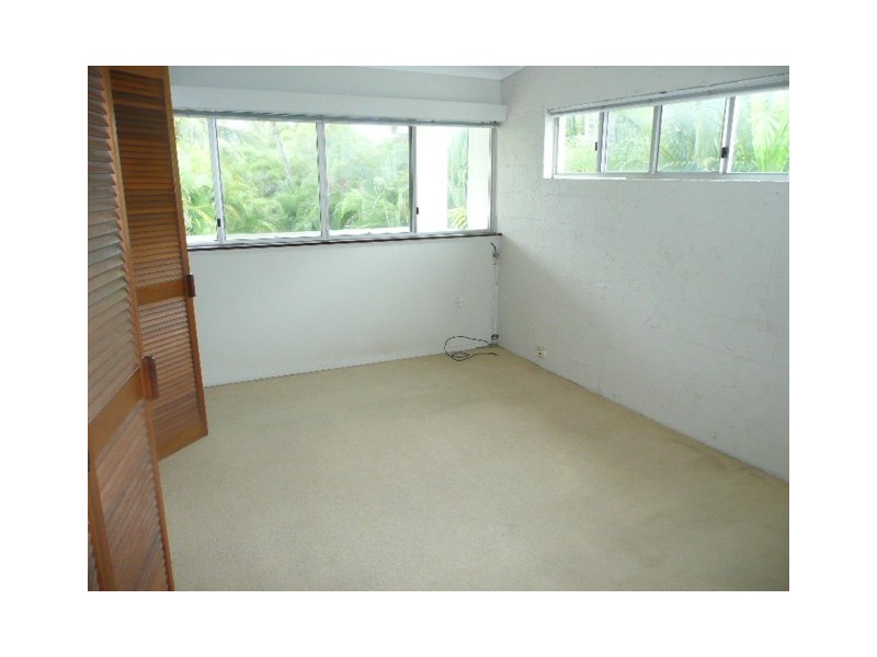 7 Thais St, Palm Cove QLD 4879