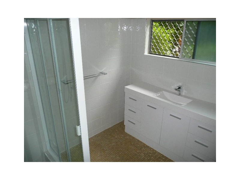 2/20 Terebra St, Palm Cove QLD 4879