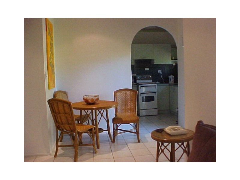 2/20 Terebra St, Palm Cove QLD 4879