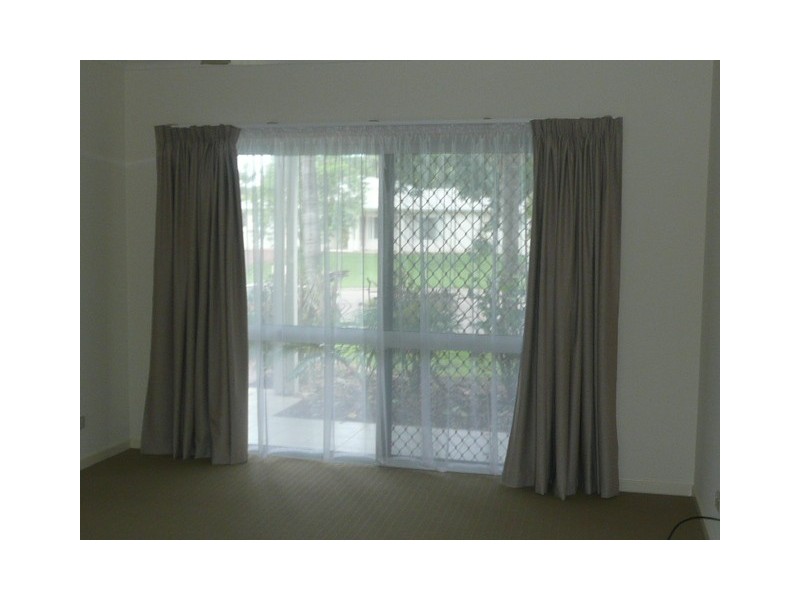 25 Parkinson Ave, Kewarra Beach QLD 4879