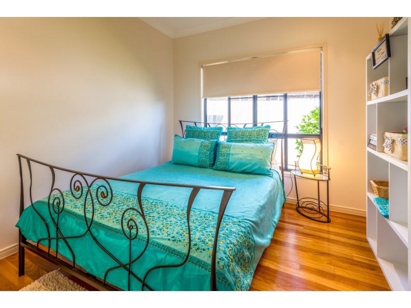 27 Savannah Street, Palm Cove QLD 4879