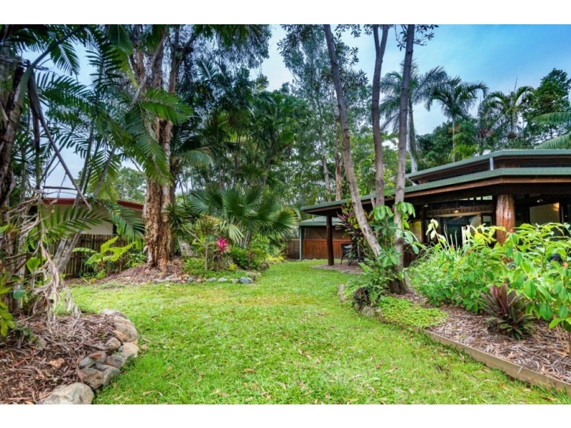 24 Pellowe Street, Clifton Beach QLD 4879