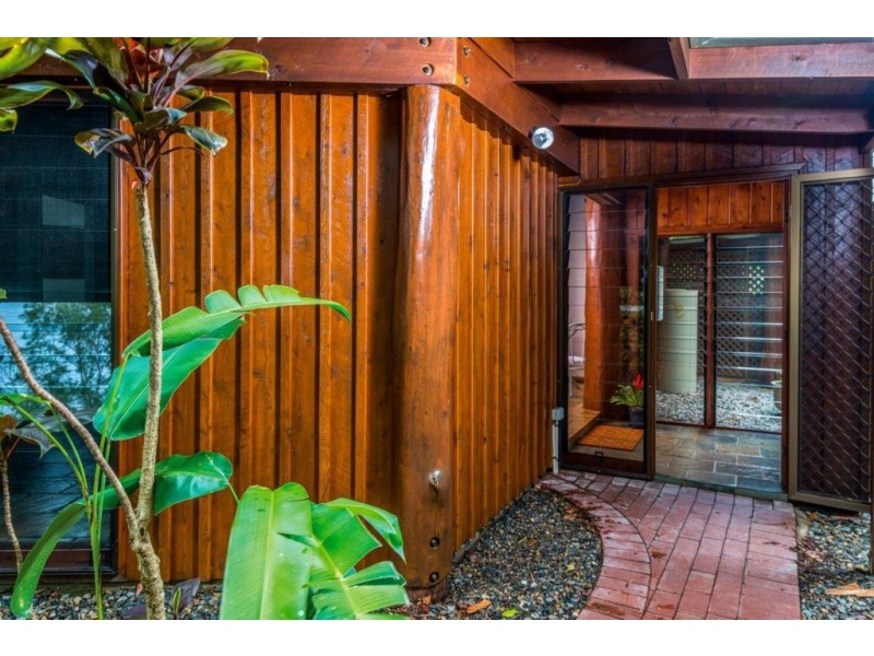 24 Pellowe Street, Clifton Beach QLD 4879