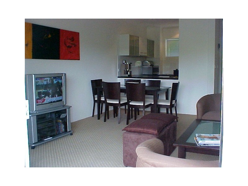237 Coral Coast Drive, Palm Cove QLD 4879