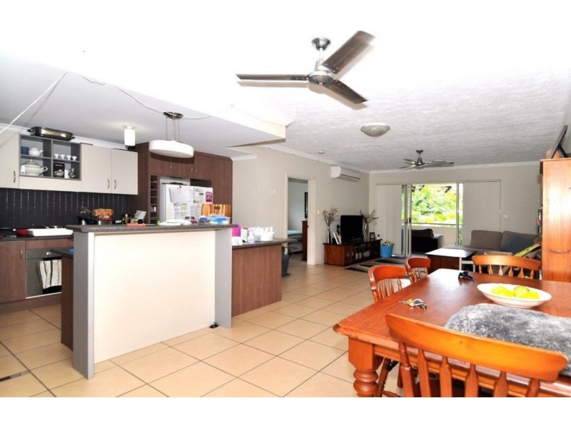 30/1804 Captain Cook Hwy., Clifton Beach QLD 4879