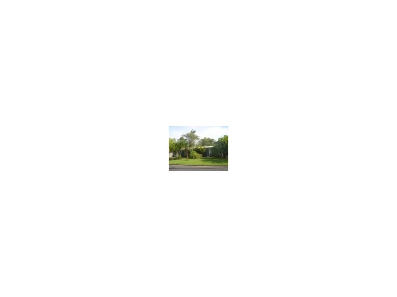 41 Periwinkle Ave, Trinity Beach QLD 4879