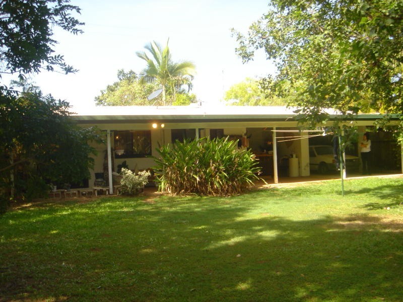 41 Periwinkle Ave, Trinity Beach QLD 4879
