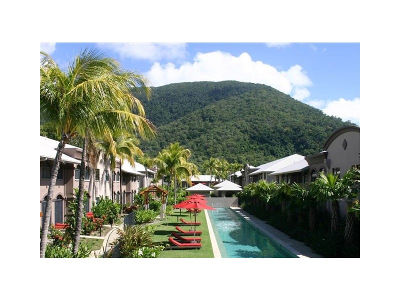 26/81 Cedar Rd, Palm Cove QLD 4879