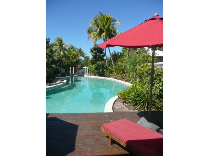 26/81 Cedar Rd, Palm Cove QLD 4879