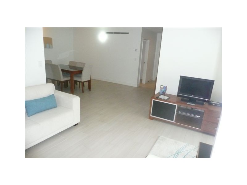 2401 Drift Crn Esplanade and Vievers Rd, Palm Cove QLD 4879
