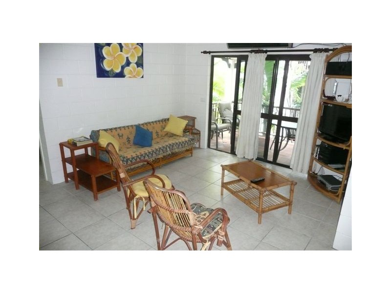 14/21 Cedar Rd, Palm Cove QLD 4879