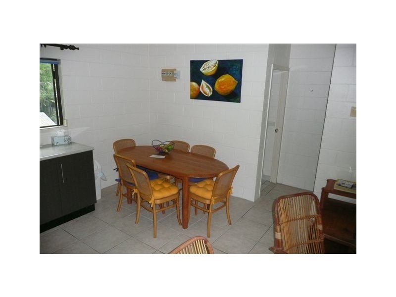 14/21 Cedar Rd, Palm Cove QLD 4879