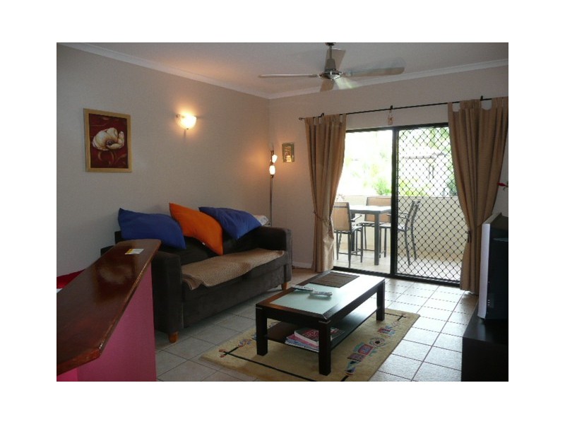 13/65 Cedar Rd, Palm Cove QLD 4879
