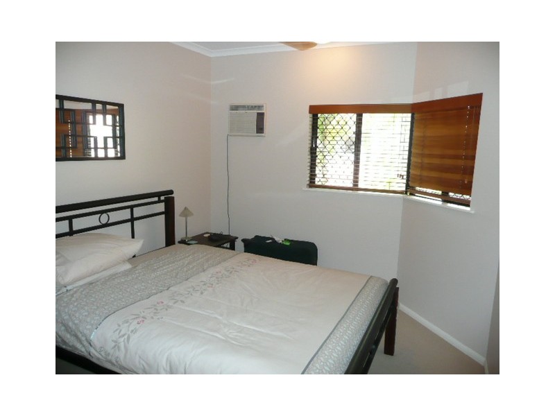 13/65 Cedar Rd, Palm Cove QLD 4879