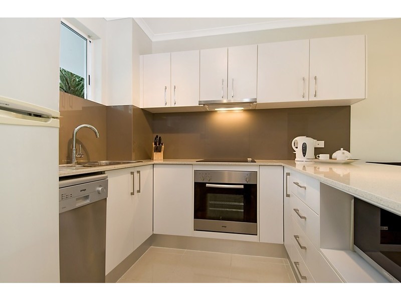 115 Coral Coast Drive, Palm Cove QLD 4879